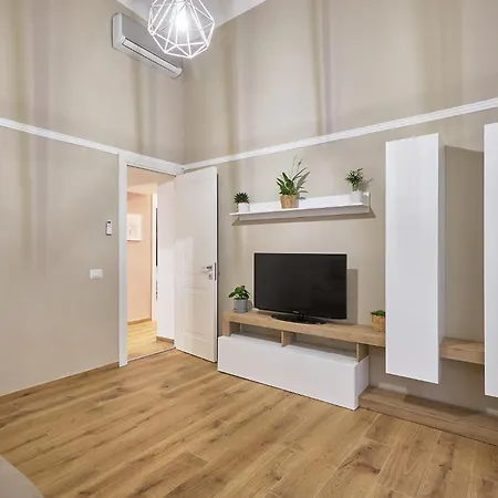 Casa Pallini Luxury Apartment-3